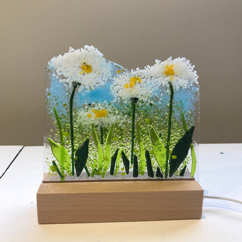 Flower panel on led light wooden stand - Studio Shards